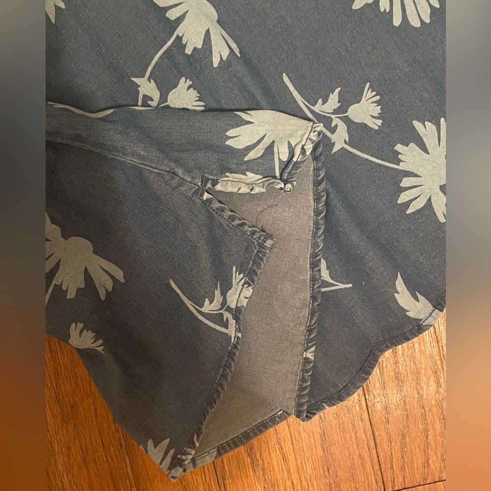 Denim Dress, Med. Never worn. - Picture 2 of 6